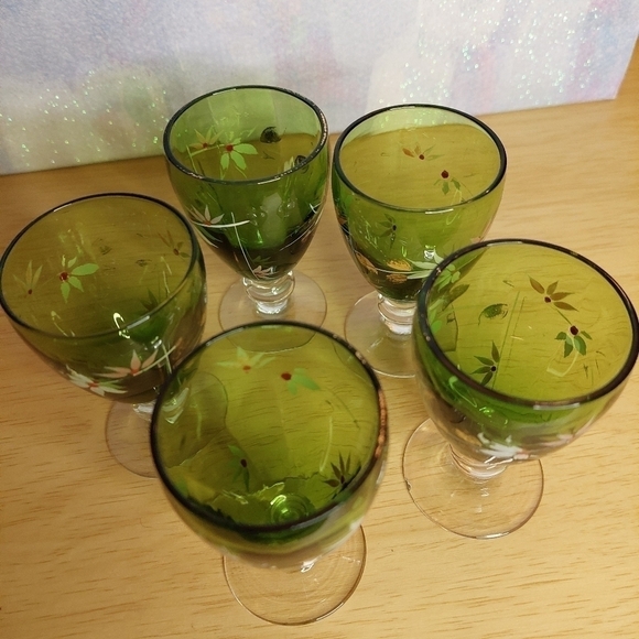 Vintage* 70s Set of 5 Clear Green Short Stem Liqueur/After-dinner Glasses - Picture 10 of 16